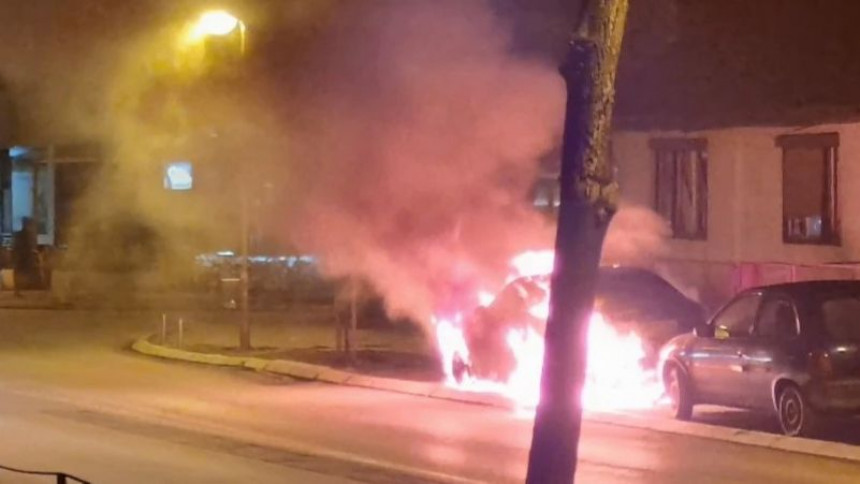 Izgorio automobil u Banjaluci, nema povrijeđenih
