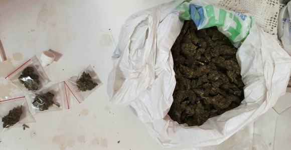 Zaplijenjeno 10 kg marihuane, uhapšena dva lica