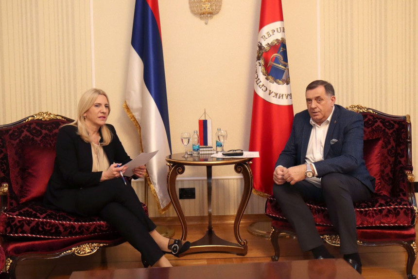 Dodik predložio Cvijanovićevoj ambasadore iz RS