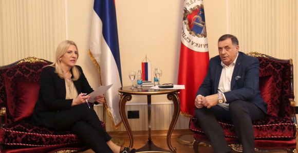 Додик предложио Цвијановићевој амбасадоре из РС