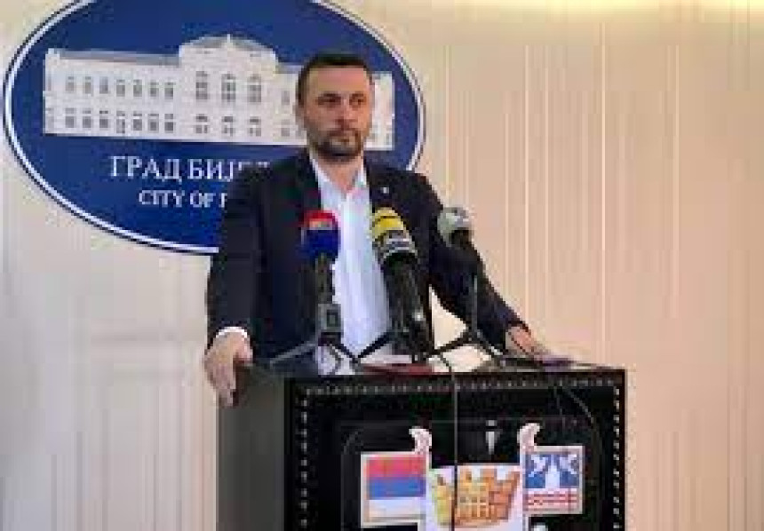 Petrović traži jasne odgovore od Milovanovića