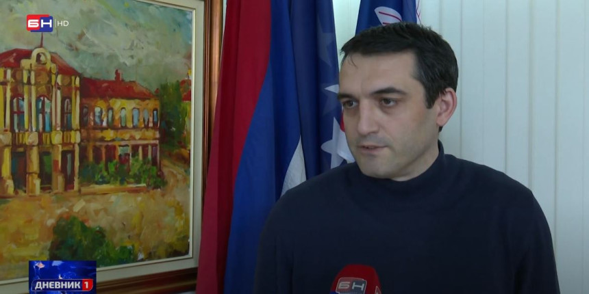 Nije istina da je Petrović pokušao da oduzme pečat