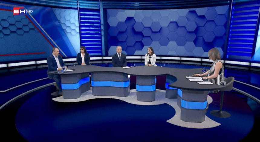 Vlast je u strahu, kroz zakon hoće da ućutkaju narod