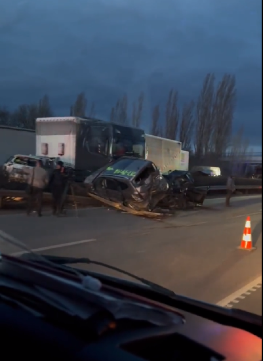 Mađarska: Sudar 37 automobila i pet kamiona (VIDEO)