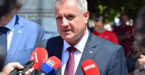 Колико је нерадника: Зашто Вишковић ЋУТИ?