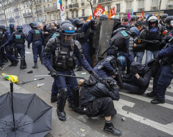 Haos u Parizu: Sukob policije i demonstranata