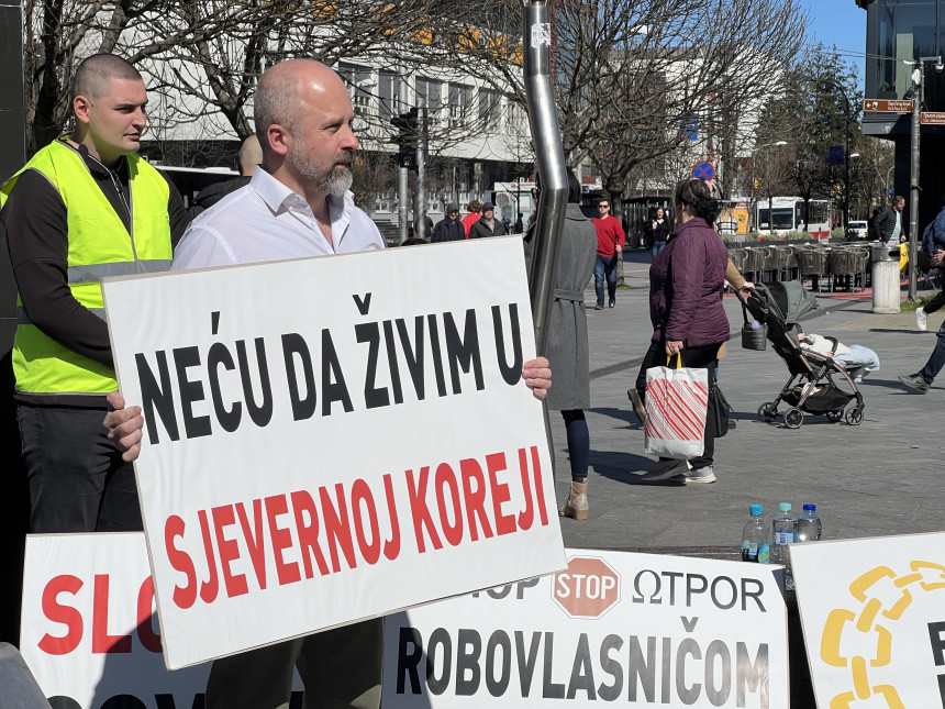 Protest u Banjaluci: "Neću da živim u Sjevernoj Koreji"