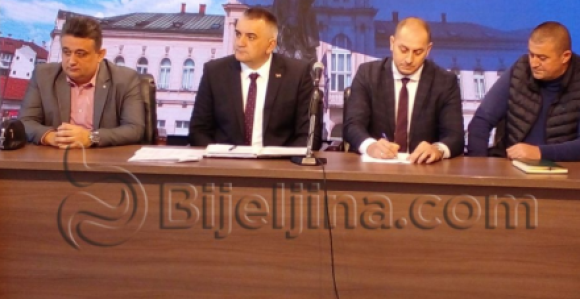 Sastanak ministra samo sa podobnim poljoprivrednicima