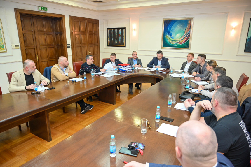 O komunalnim uslugama na vanrednoj sjednici