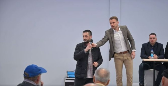 Mještani Ljubu Ninkoviću: Bolje da niste ni došli!