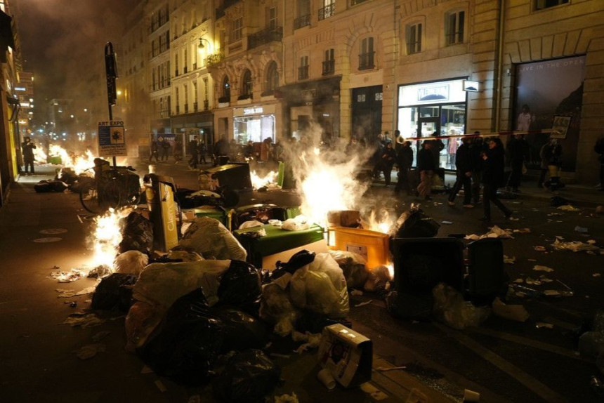 Haos na ulicama, građani se protive reformi Makrona