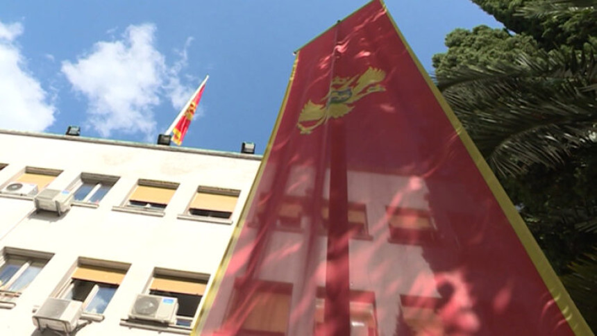 U ponoć počinje izborna tišina, u nedelju izbori