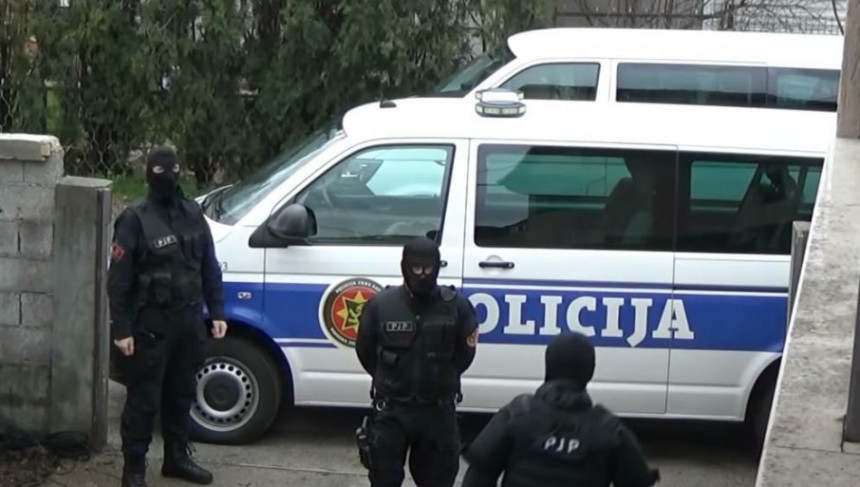 Hapšenja u CG: "Uzdrman narko kartel u policiji"