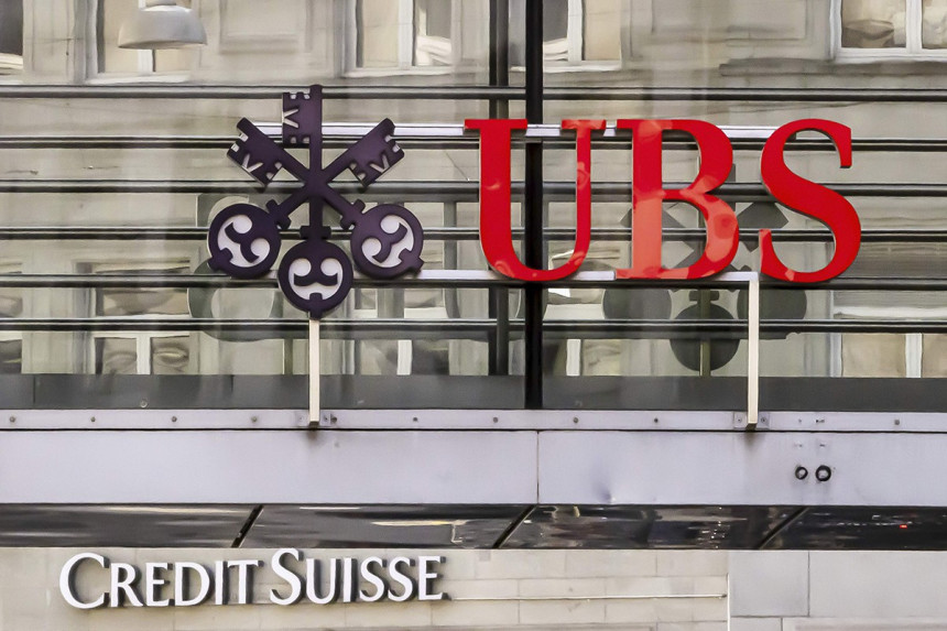 Kriza: UBS nudi milijardu dolara za Kredi Svis