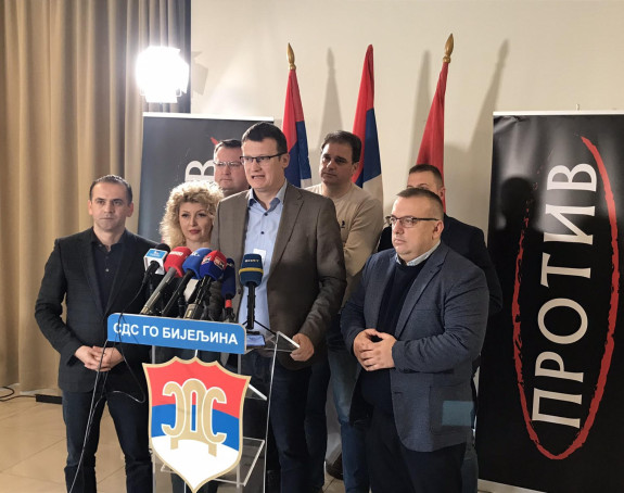 SDS: Dijana Savić Božić više nego pristrasna