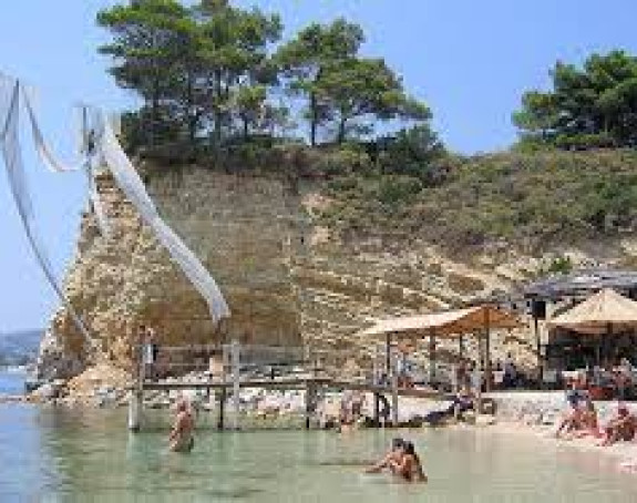 Plaža na Zakintosu zatvorena ove godine za turiste