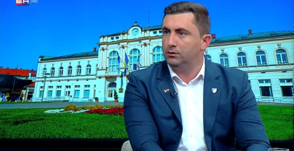 Čestitke Petroviću stigle i iz kabineta predsjednika Srbije