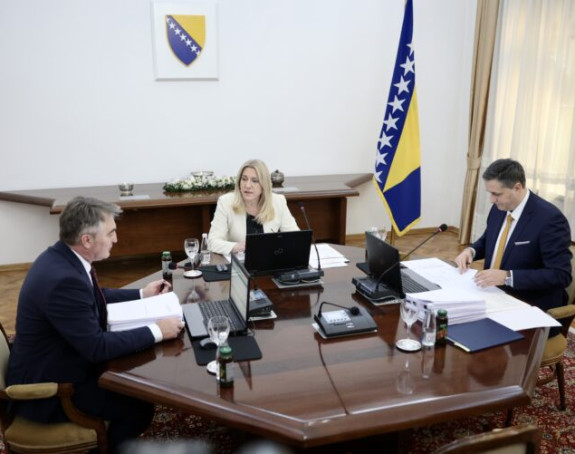 Utvrđen prijedlog budžeta BiH, Komšić bio protiv