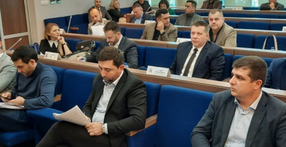 Totalni obrt u BN: Gubitnici će sutra izglasati sve što je predložio Petrović