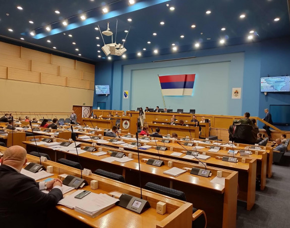 Poslanici danas glasaju o nacrtu spornog zakona o kriminalizaciji javne riječi