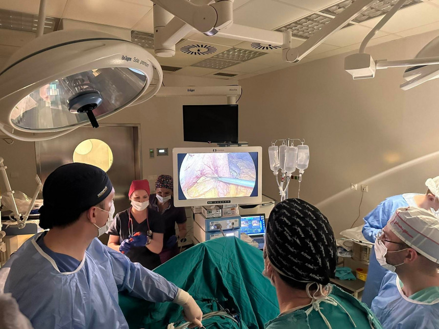 Znanje nema cijenu: Uspjeh hirurga bolnice u Bijeljini