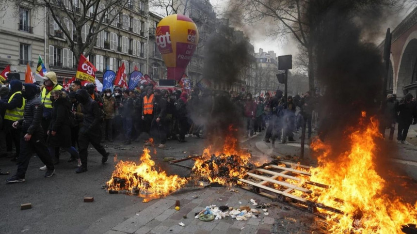 Alarmantno: Više stotina uhapšenih širom Francuske