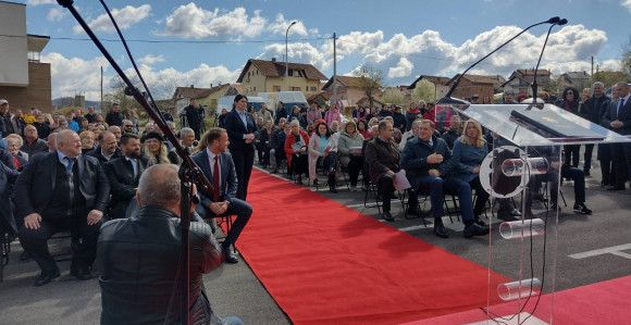 Dodik otvorio USAID projekat za izbjegle i raseljene