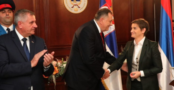 Dodik protiv LGBT grupacije, ali poštuje Anu Brnabić