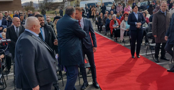 Draško kontra Dodiku o odnosima sa Amerikancima