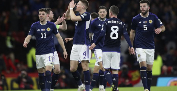 Škotska nadigrala Španiju, Hrvatska pobijedila Tursku