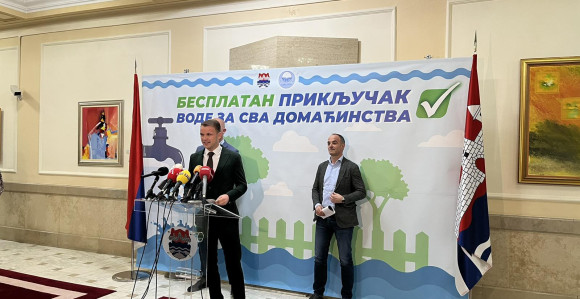 Станивуковић: Од априла бесплатни прикључци за воду