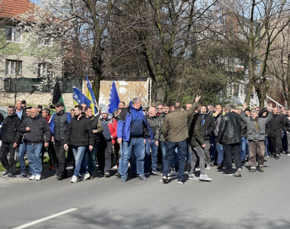 Рудари у Зеници одлучили да блокирају магистрални пут