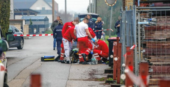 Држављанин БиХ на улици у Аустрији избоден насмрт