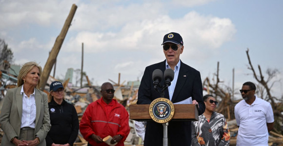 Novi gaf Bajdena: Roling Fork ili Roling Stoun?