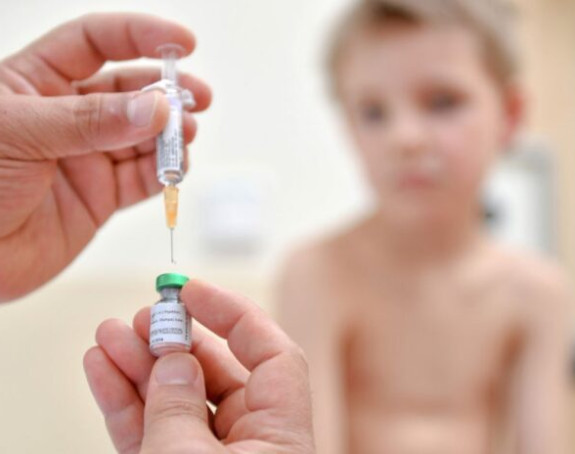 Roditeljima koji ne žele da vakcinišu djecu kazna 2.000 KM