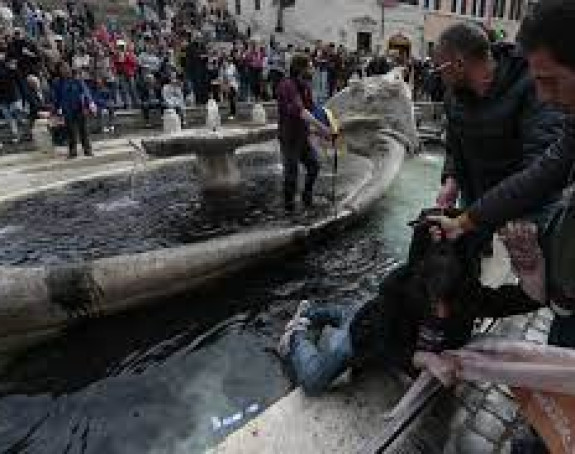 Pretvaranje vode u crno nagovještava kraj svijeta