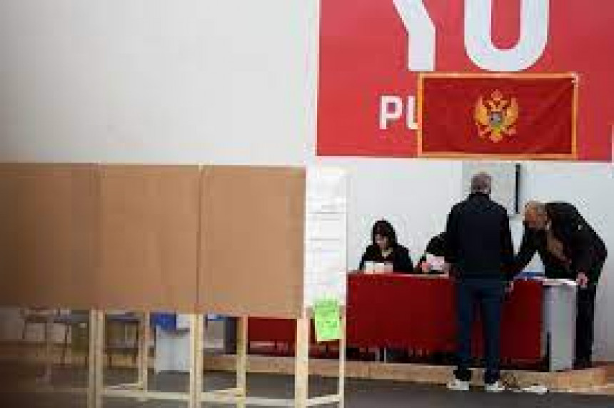 Црна Гора: До 18 сати гласало је 62,7 одсто бирача