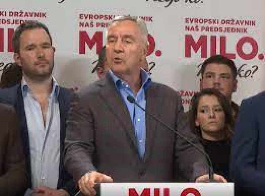 Đukanović priznao poraz, čestitao Milatoviću