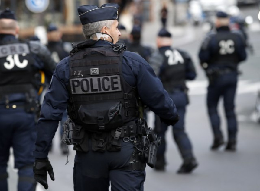 Drama na ulicama Francuske - Tri osobe ubijene