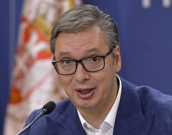 Вучић честитао Милатовићу: У Србији ћете имати поузданог партнера