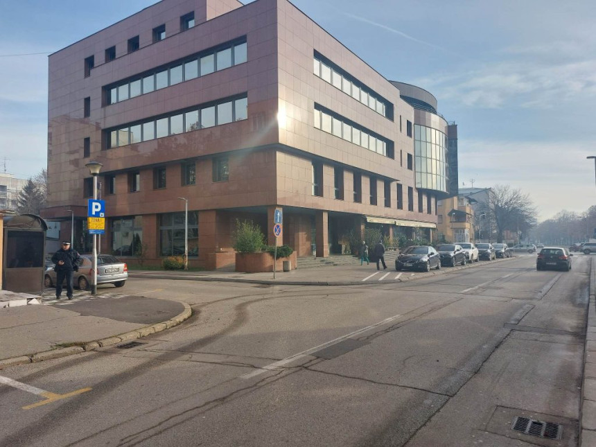 Vladin dopis pomaže UIO BiH da kupi Radišićevu zgradu?!