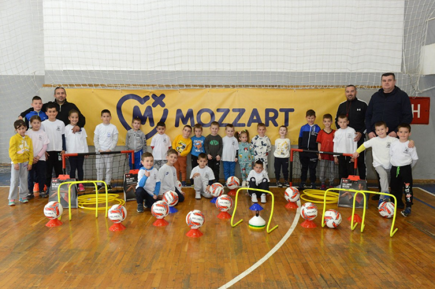 Za Šampion(e): U nevesinjsku Školu sporta stigla oprema iz Mozzarta