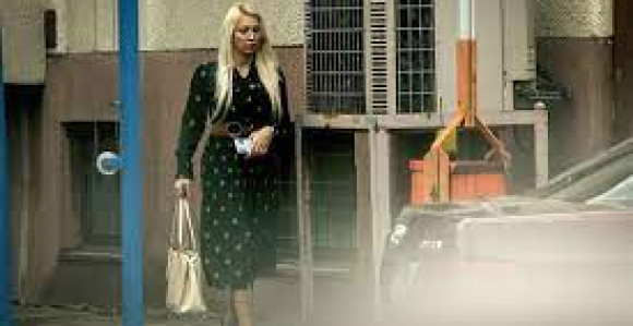 Hapšenu šeficu suspendovali i srezali joj platu