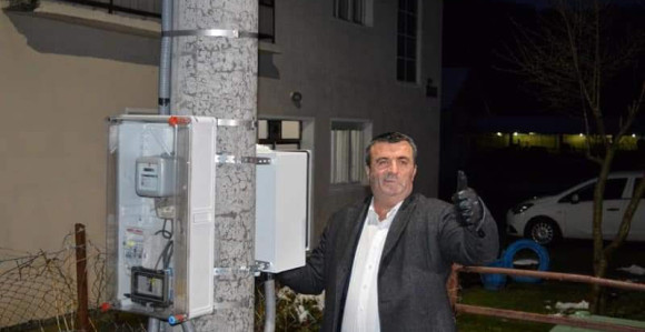 Kraljević ne čuje vapaje vatrogasaca i eko aktivista