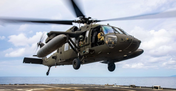 Nestao američki helikopter sa deset osoba u Japanu