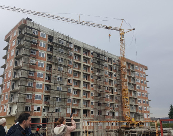 Дали новац за станове, рок за изградњу прошао