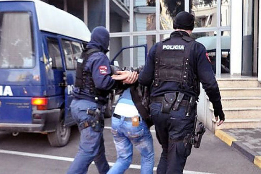 Kosovska policija uhapsila dvojicu Srba u K. Mitrovici