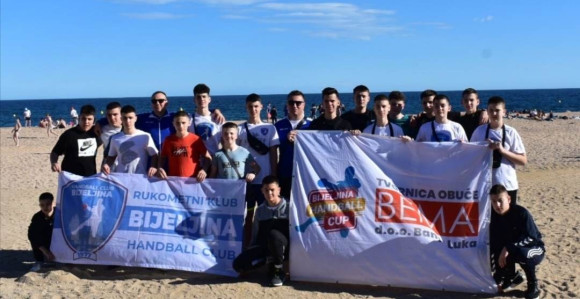 Mali rukometaši iz Bijeljine osvojili turnir u Španiji