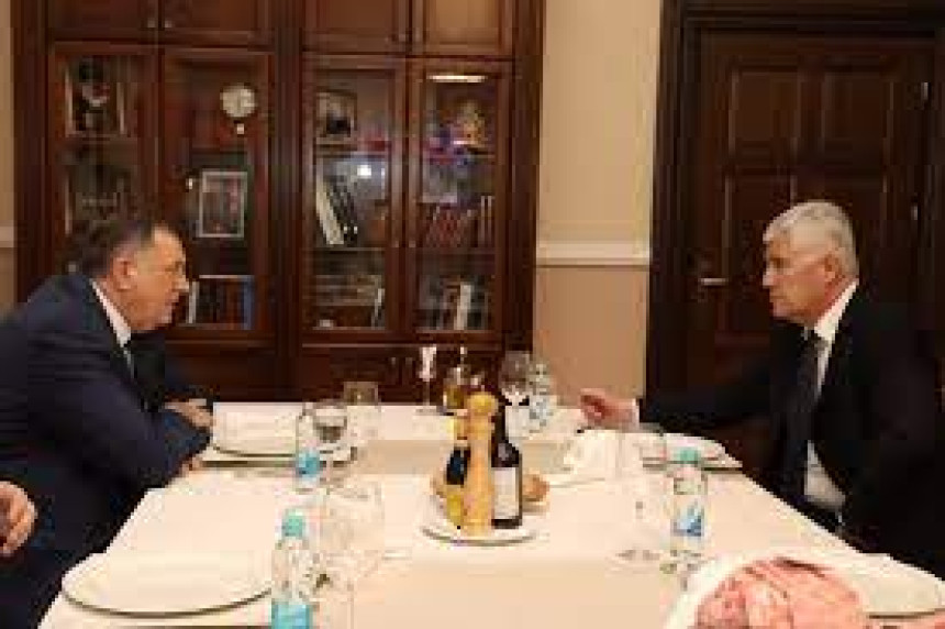 Čović poručio Dodiku: Svakim danom smo sve bliži NATO savezu, bez zaustavljanja