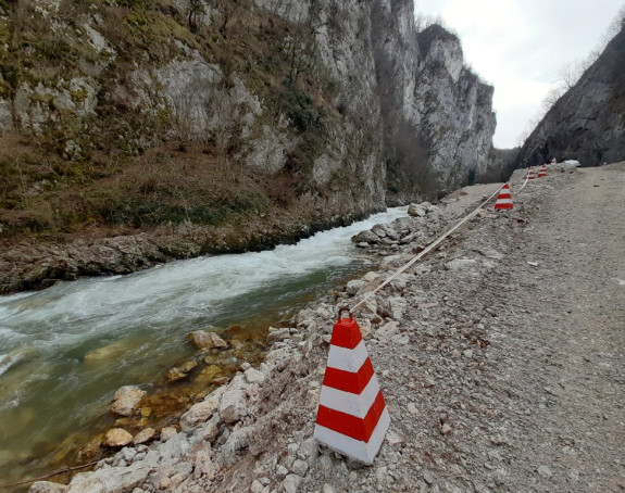 Kineskoj kompaniji s američke crne liste 200 miliona KM